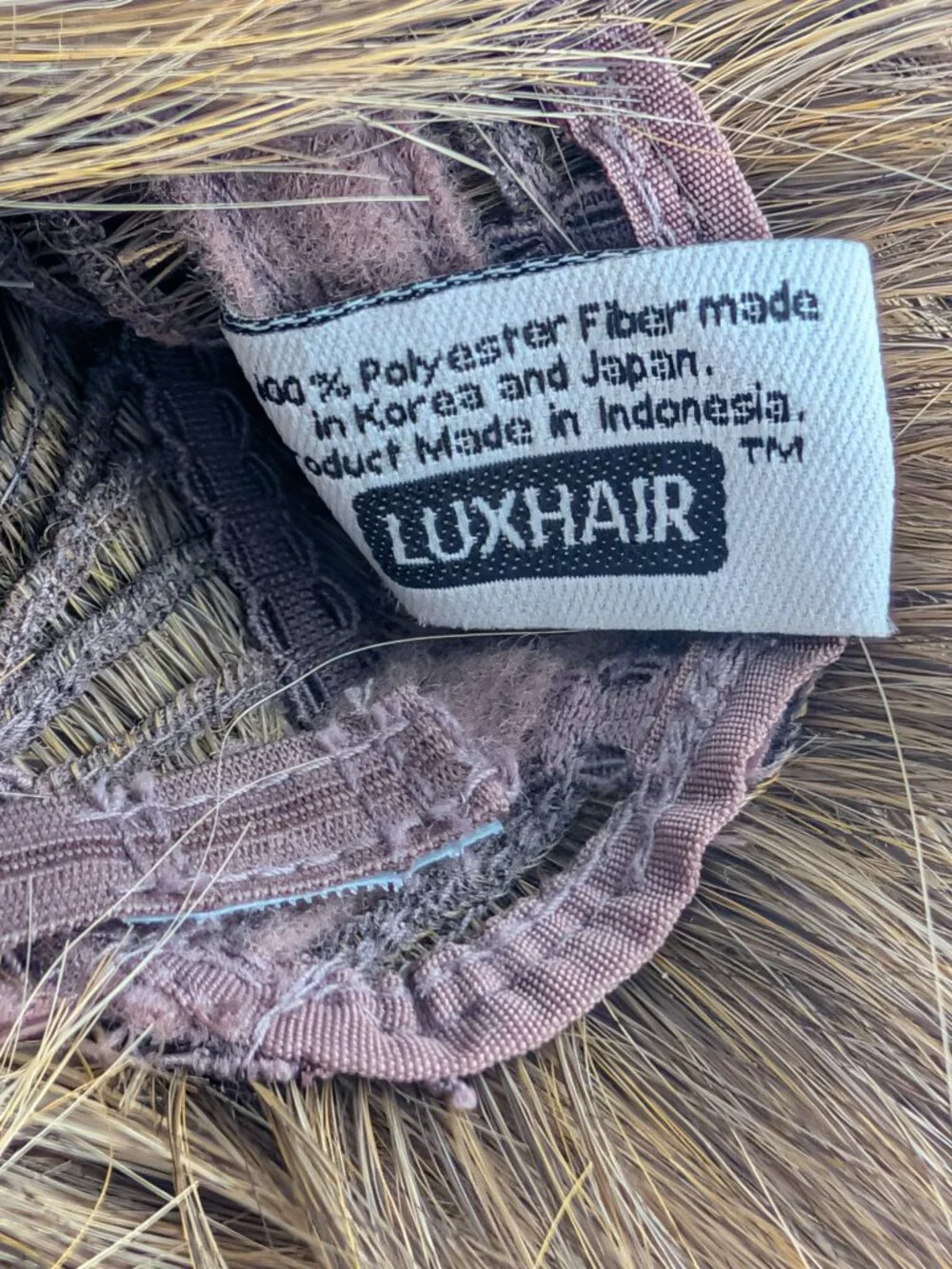 LUXHAIR Lace Front Smooth Shag Light Golden Brown Wig No Box Keralon Light - Picture 7 of 8